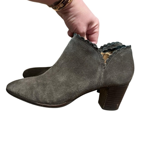 Jack Rogers Marianne gray suede scallop edge booties - Picture 2 of 9